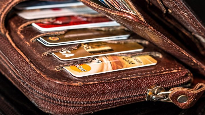 Karta płatnicza – co powinno się o niej wiedzieć?